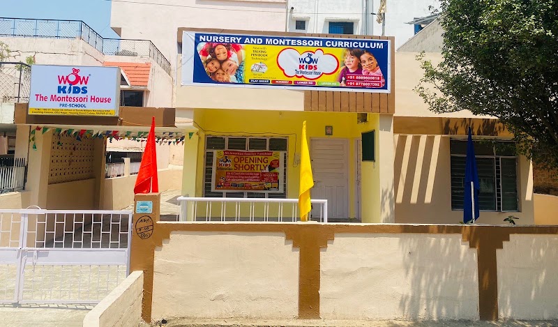 WOW KIDS THE MONTESSORI - Kids Pre-School in Amanaka, Raipur